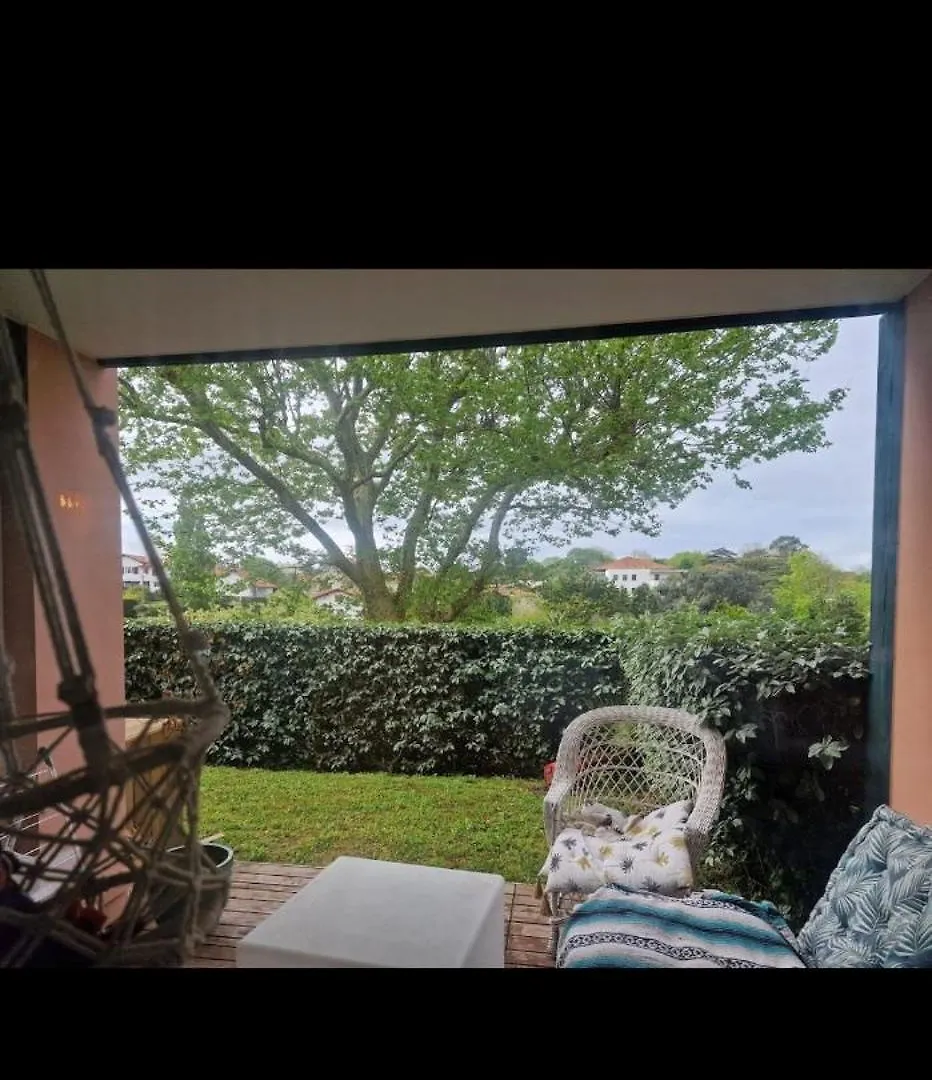 Jardin De La Chambre D Amour Apartment Anglet France